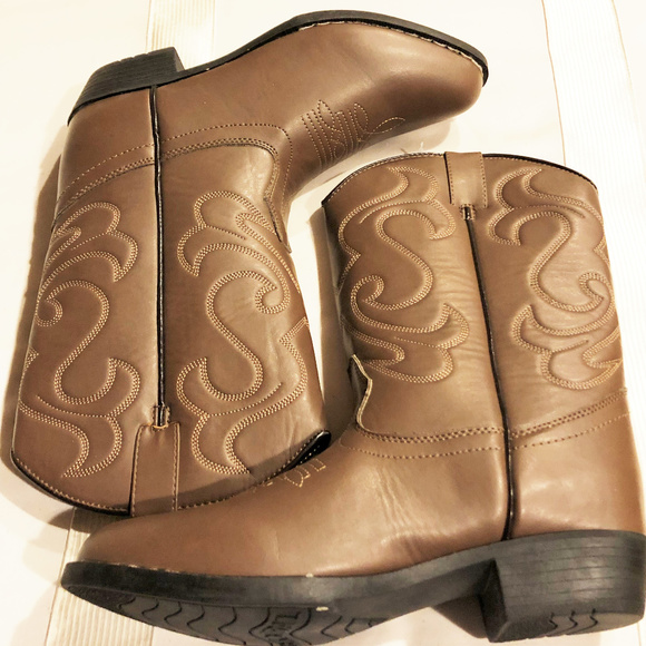 Canyon Trails childrens new size 5M Cowboy boots man made materials brown - Picture 1 of 1